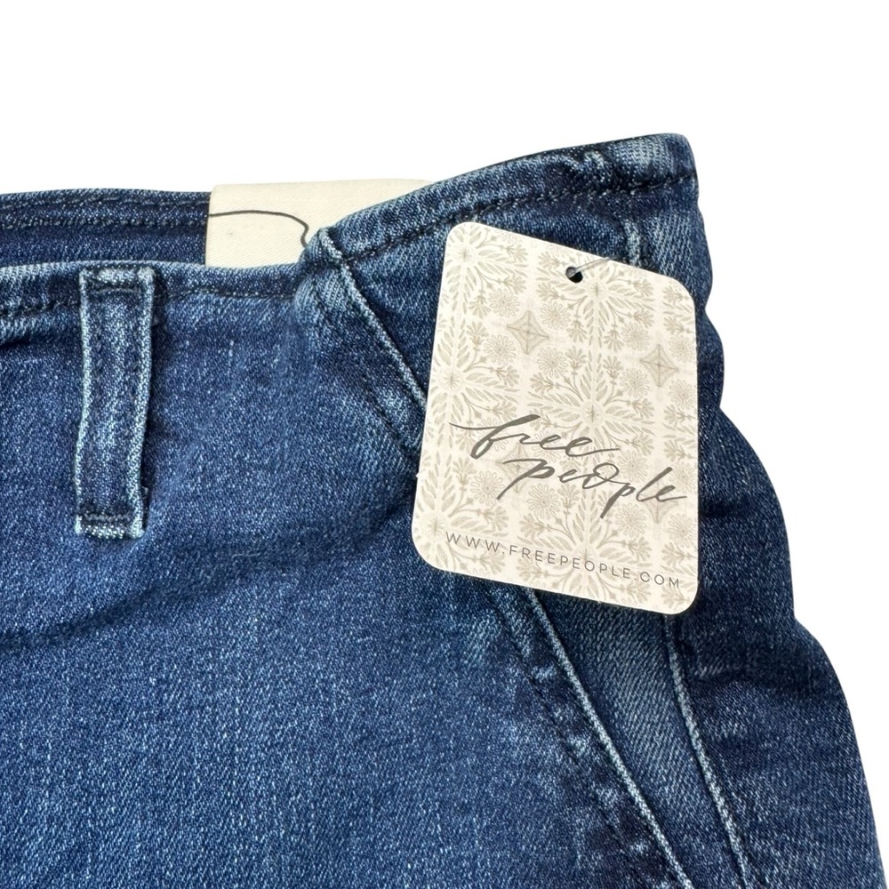 NWT New Free People We The Free Level Up Slit Slim Flare Night Sky Jeans Size 31 - Picture 8 of 13